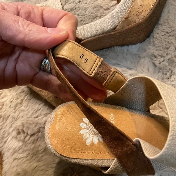 Yellowbox Amil Block Heeled‎ Sandals Cork Platform Size 8.5 Womens - Picture 11 of 11